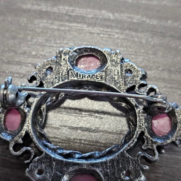Vintage Miracle Pink Moonglow Prong Set in Silver Oval Brooch - Picture 5 of 6